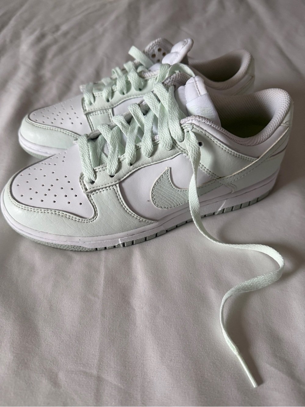 Nike Low Top Sneakers in Mint Green & White